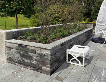 Einheimische Gartengestaltung