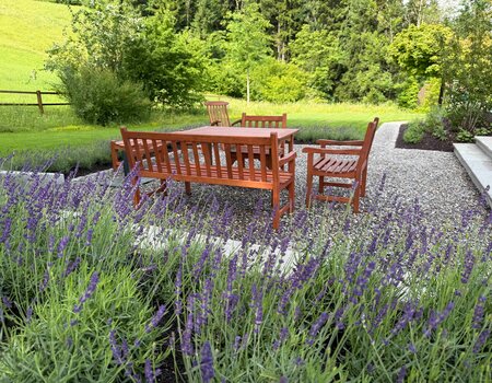 Einheimische Gartengestaltung