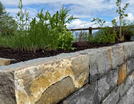 Einheimische Gartengestaltung