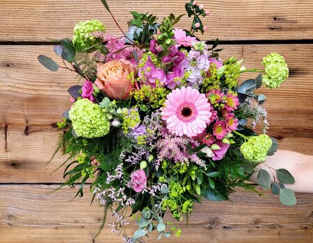 Frühsommer-Bouquet, Fr. 69.00 – 99.00